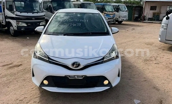 Buy Used Toyota Vitz White Car in Harare in Harare Buy Used Toyota Vitz White Car in Harare in Harare