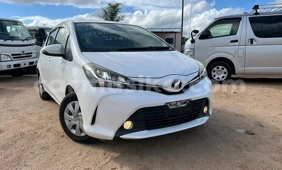 Buy Used Toyota Vitz White Car in Harare in Harare Buy Used Toyota Vitz White Car in Harare in Harare