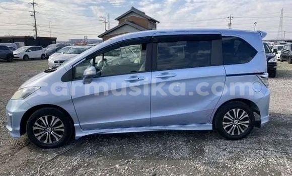 Tenga Tsaru Honda Freed Chena Mota in Harare in Harare