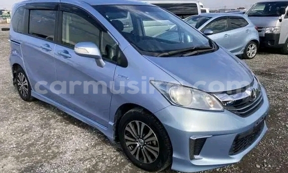 Buy Used Honda Freed White Car in Harare in Harare Buy Used Honda Freed White Car in Harare in Harare
