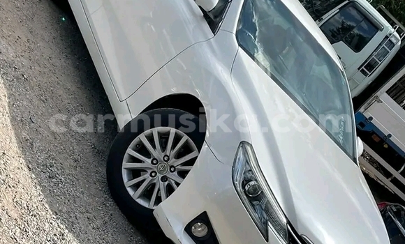 Buy Used Toyota Mark X White Car in Harare in Harare Buy Used Toyota Mark X White Car in Harare in Harare