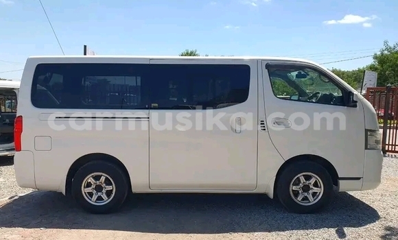 Buy Used Nissan Caravan White Car in Harare in Harare Buy Used Nissan Caravan White Car in Harare in Harare