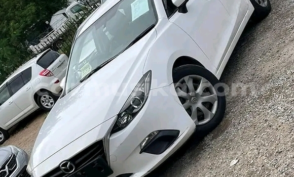 Buy Used Mazda Axela White Car in Harare in Harare Buy Used Mazda Axela White Car in Harare in Harare