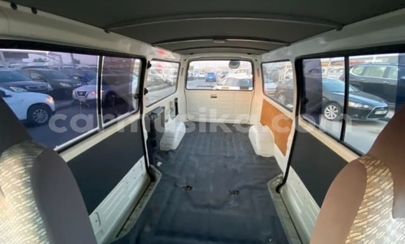 Acheter Occasion Voiture Toyota Hiace Blanc à Beitbridge, Matabeleland South Acheter Occasion Voiture Toyota Hiace Blanc à Beitbridge, Matabeleland South