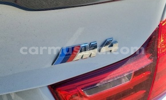 Acheter Occasion Voiture BMW M5 Blanc à Beitbridge, Matabeleland South Acheter Occasion Voiture BMW M5 Blanc à Beitbridge, Matabeleland South