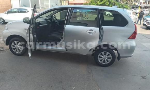 Acheter Occasion Voiture Toyota Avanza Gris à Beitbridge, Matabeleland South Acheter Occasion Voiture Toyota Avanza Gris à Beitbridge, Matabeleland South