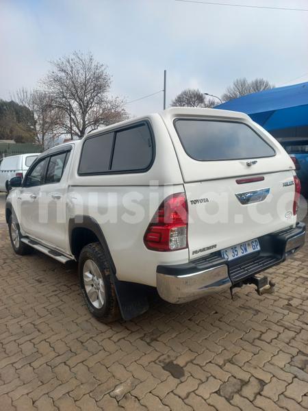 Big with watermark toyota hilux matabeleland south beitbridge 34812