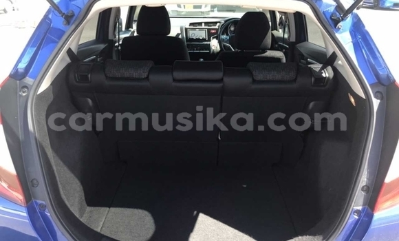 Buy Used Honda Fit Blue Car in Beitbridge in Matabeleland South Buy Used Honda Fit Blue Car in Beitbridge in Matabeleland South