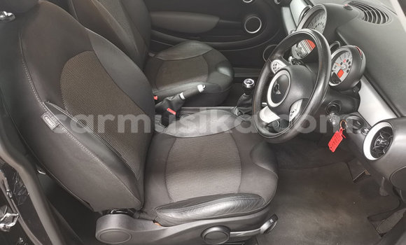 Acheter Occasion Voiture MINI Cooper Noir à Beitbridge, Matabeleland South Acheter Occasion Voiture MINI Cooper Noir à Beitbridge, Matabeleland South