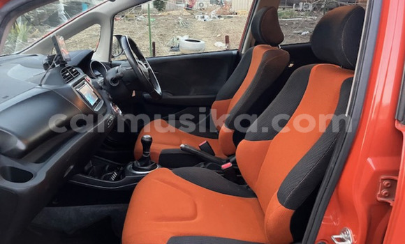 Tenga Tsaru Honda Fit Beige Mota in Beitbridge in Matabeleland South Tenga Tsaru Honda Fit Beige Mota in Beitbridge in Matabeleland South