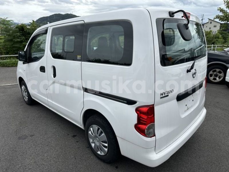 Big with watermark nissan nv200 matabeleland south beitbridge 34819