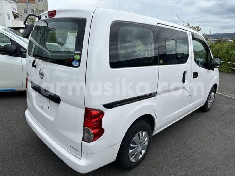 Big with watermark nissan nv200 matabeleland south beitbridge 34819