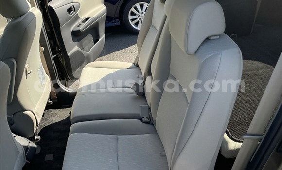 Tenga Tsaru Toyota Wish Beige Mota in Beitbridge in Matabeleland South Tenga Tsaru Toyota Wish Beige Mota in Beitbridge in Matabeleland South