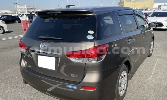 Tenga Tsaru Toyota Wish Beige Mota in Beitbridge in Matabeleland South Tenga Tsaru Toyota Wish Beige Mota in Beitbridge in Matabeleland South