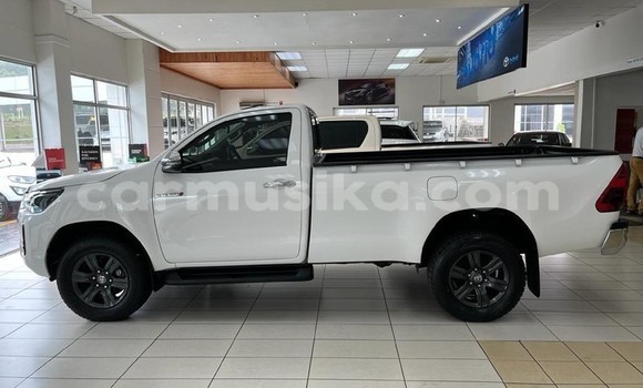 Acheter Occasion Voiture Toyota Hilux Blanc à Beitbridge, Matabeleland South Acheter Occasion Voiture Toyota Hilux Blanc à Beitbridge, Matabeleland South