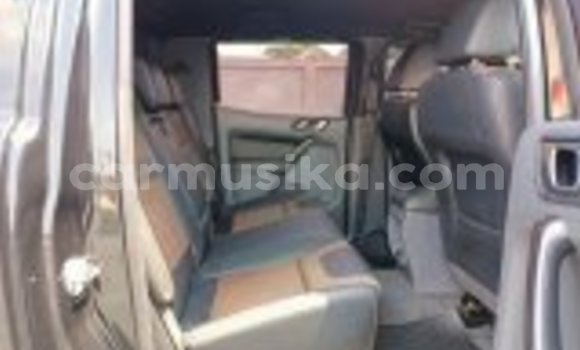 Acheter Occasion Voiture Ford Ranger Noir à Beitbridge, Matabeleland South Acheter Occasion Voiture Ford Ranger Noir à Beitbridge, Matabeleland South