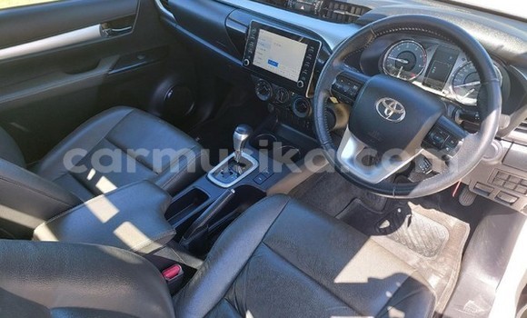 Nunua Ilio tumika Toyota Hilux Nyeupe Gari ndani ya Beitbridge nchini Matabeleland Kusini Nunua Ilio tumika Toyota Hilux Nyeupe Gari ndani ya Beitbridge nchini Matabeleland Kusini