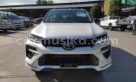 Tenga Tsaru Toyota Fortuner Chena Mota in Beitbridge in Matabeleland South Tenga Tsaru Toyota Fortuner Chena Mota in Beitbridge in Matabeleland South