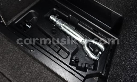 Acheter Occasion Voiture BMW 3–Series Blanc à Beitbridge, Matabeleland South Acheter Occasion Voiture BMW 3–Series Blanc à Beitbridge, Matabeleland South