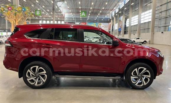 Tenga Tsaru Isuzu MU-X Tsvuku Mota in Harare in Harare Tenga Tsaru Isuzu MU-X Tsvuku Mota in Harare in Harare