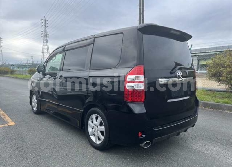 Big with watermark toyota noah matabeleland south beitbridge 34853