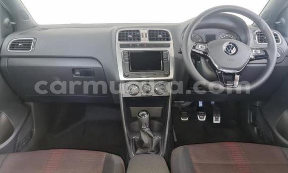 Acheter Occasion Voiture Volkswagen Polo Rouge à Beitbridge, Matabeleland South