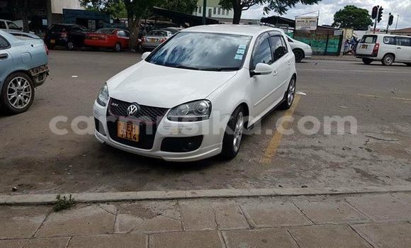 Tenga Tsaru Volkswagen Golf Chena Mota in Bulawayo in Bulawayo Tenga Tsaru Volkswagen Golf Chena Mota in Bulawayo in Bulawayo