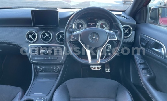 Tenga Tsaru Mercedes‒Benz A–Class Tsvuku Mota in Beitbridge in Matabeleland South Tenga Tsaru Mercedes‒Benz A–Class Tsvuku Mota in Beitbridge in Matabeleland South