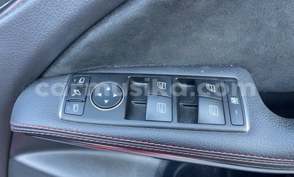 Tenga Tsaru Mercedes‒Benz A–Class Tsvuku Mota in Beitbridge in Matabeleland South Tenga Tsaru Mercedes‒Benz A–Class Tsvuku Mota in Beitbridge in Matabeleland South