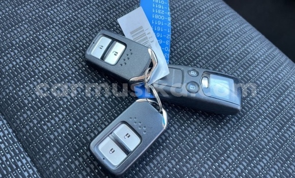 Acheter Occasion Voiture Honda Fit Rouge à Beitbridge, Matabeleland South Acheter Occasion Voiture Honda Fit Rouge à Beitbridge, Matabeleland South