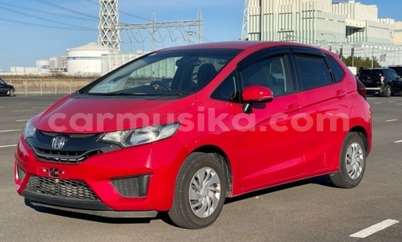 Acheter Occasion Voiture Honda Fit Rouge à Beitbridge, Matabeleland South Acheter Occasion Voiture Honda Fit Rouge à Beitbridge, Matabeleland South