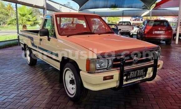 Buy Used Toyota Hilux Other Car in Beitbridge in Matabeleland South