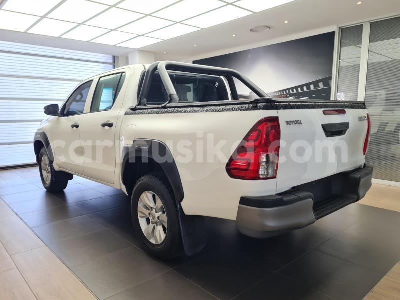 Big with watermark toyota hilux matabeleland south beitbridge 34874