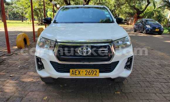 Buy Used Toyota Hilux White Car in Belvedere in Harare Buy Used Toyota Hilux White Car in Belvedere in Harare