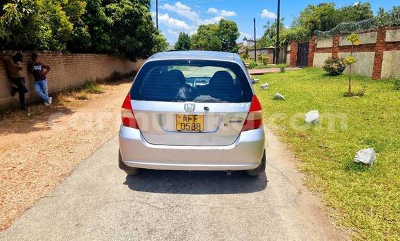 Nunua Ilio tumika Honda Fit Nyingine Gari ndani ya Borrowdale nchini Harare Nunua Ilio tumika Honda Fit Nyingine Gari ndani ya Borrowdale nchini Harare