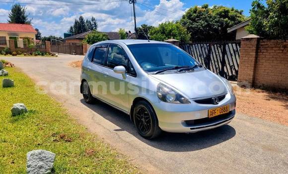 Nunua Ilio tumika Honda Fit Nyingine Gari ndani ya Borrowdale nchini Harare Nunua Ilio tumika Honda Fit Nyingine Gari ndani ya Borrowdale nchini Harare