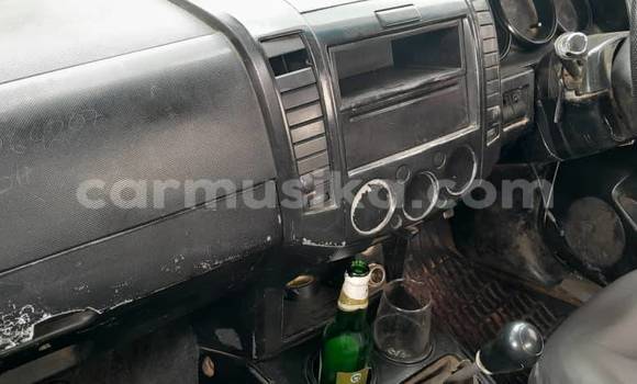 Nunua Ilio tumika Toyota Hiace Nyeupe Gari ndani ya Belvedere nchini Harare Nunua Ilio tumika Toyota Hiace Nyeupe Gari ndani ya Belvedere nchini Harare