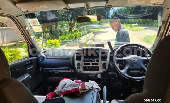 Nunua Ilio tumika Nissan Caravan Nyingine Gari ndani ya Bindura nchini Mashonaland Central Nunua Ilio tumika Nissan Caravan Nyingine Gari ndani ya Bindura nchini Mashonaland Central