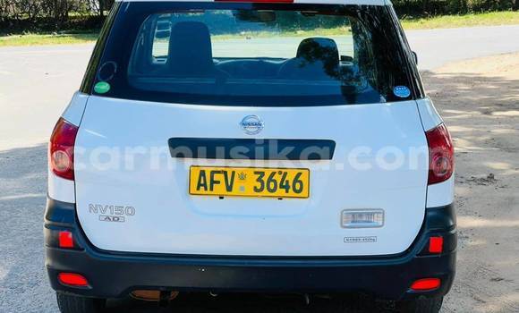 Nunua Ilio tumika Nissan AD Nyeupe Gari ndani ya Borrowdale nchini Harare Nunua Ilio tumika Nissan AD Nyeupe Gari ndani ya Borrowdale nchini Harare