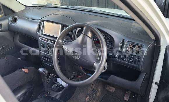 Nunua Ilio tumika Toyota Probox Nyeupe Gari ndani ya Borrowdale nchini Harare Nunua Ilio tumika Toyota Probox Nyeupe Gari ndani ya Borrowdale nchini Harare