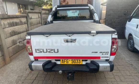 Acheter Occasion Voiture Isuzu KB Blanc à Bulawayo, Bulawayo Acheter Occasion Voiture Isuzu KB Blanc à Bulawayo, Bulawayo
