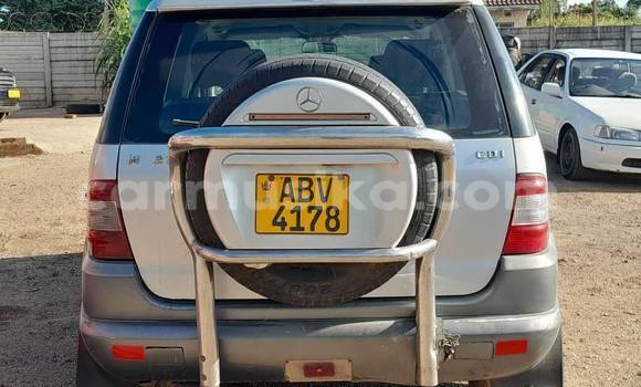 Acheter Occasion Voiture Mercedes‒Benz ML–Class Autre à Bindura, Mashonaland Central Acheter Occasion Voiture Mercedes‒Benz ML–Class Autre à Bindura, Mashonaland Central
