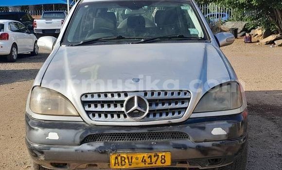 Acheter Occasion Voiture Mercedes‒Benz ML–Class Autre à Bindura, Mashonaland Central Acheter Occasion Voiture Mercedes‒Benz ML–Class Autre à Bindura, Mashonaland Central