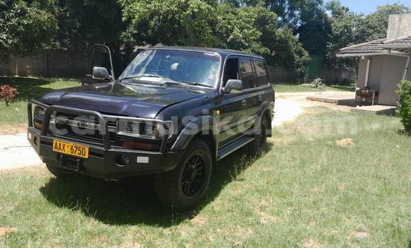 Acheter Occasion Voiture Toyota Land Cruiser Noir à Avondale, Harare Acheter Occasion Voiture Toyota Land Cruiser Noir à Avondale, Harare