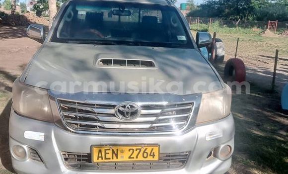 Nunua Ilio tumika Toyota Hilux Nyingine Gari ndani ya Belvedere nchini Harare