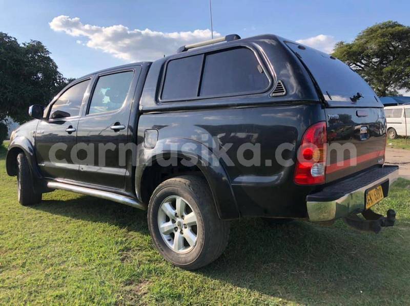 Big with watermark toyota hilux matabeleland south beitbridge 34924