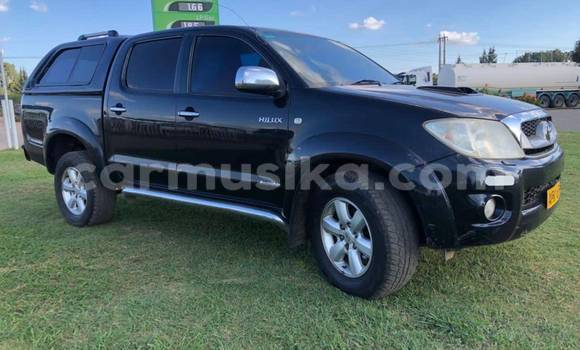 Acheter Occasion Voiture Toyota Hilux Noir à Beitbridge, Matabeleland South Acheter Occasion Voiture Toyota Hilux Noir à Beitbridge, Matabeleland South
