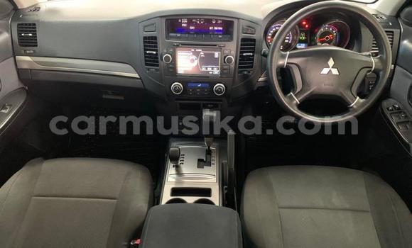 Acheter Occasion Voiture Mitsubishi Pajero Gris à Beitbridge, Matabeleland South Acheter Occasion Voiture Mitsubishi Pajero Gris à Beitbridge, Matabeleland South