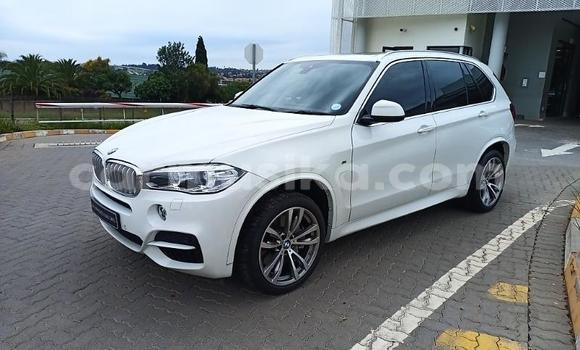 Nunua Ilio tumika BMW X5 Nyeupe Gari ndani ya Beitbridge nchini Matabeleland Kusini Nunua Ilio tumika BMW X5 Nyeupe Gari ndani ya Beitbridge nchini Matabeleland Kusini