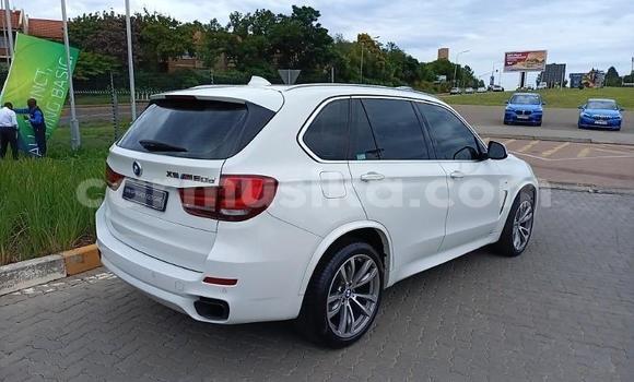 Nunua Ilio tumika BMW X5 Nyeupe Gari ndani ya Beitbridge nchini Matabeleland Kusini Nunua Ilio tumika BMW X5 Nyeupe Gari ndani ya Beitbridge nchini Matabeleland Kusini